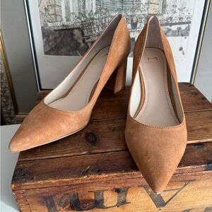 Marc Fisher MLZALA 6.5 Medium Brown Suede block heels